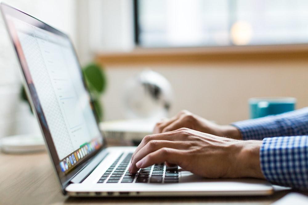How to Use Free AI Tools for Homework, Research & Productivity (Without Paying a Dime)
