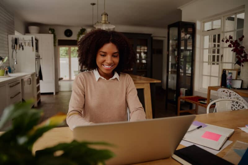Use alt text such as “Person working remotely on laptop – Start Freelancing in 2025”.