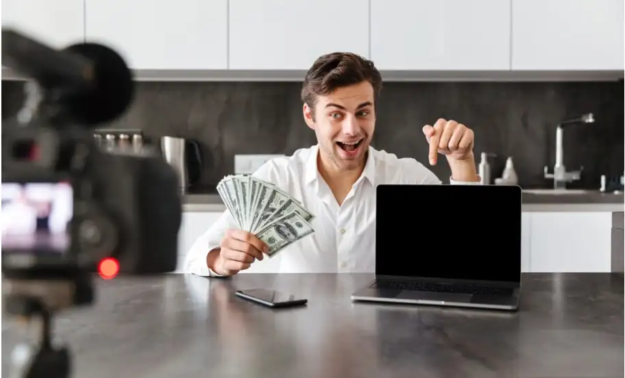 How to Start a Blog That Actually Makes Money in 2025 (Even If You’re Starting From Zero)