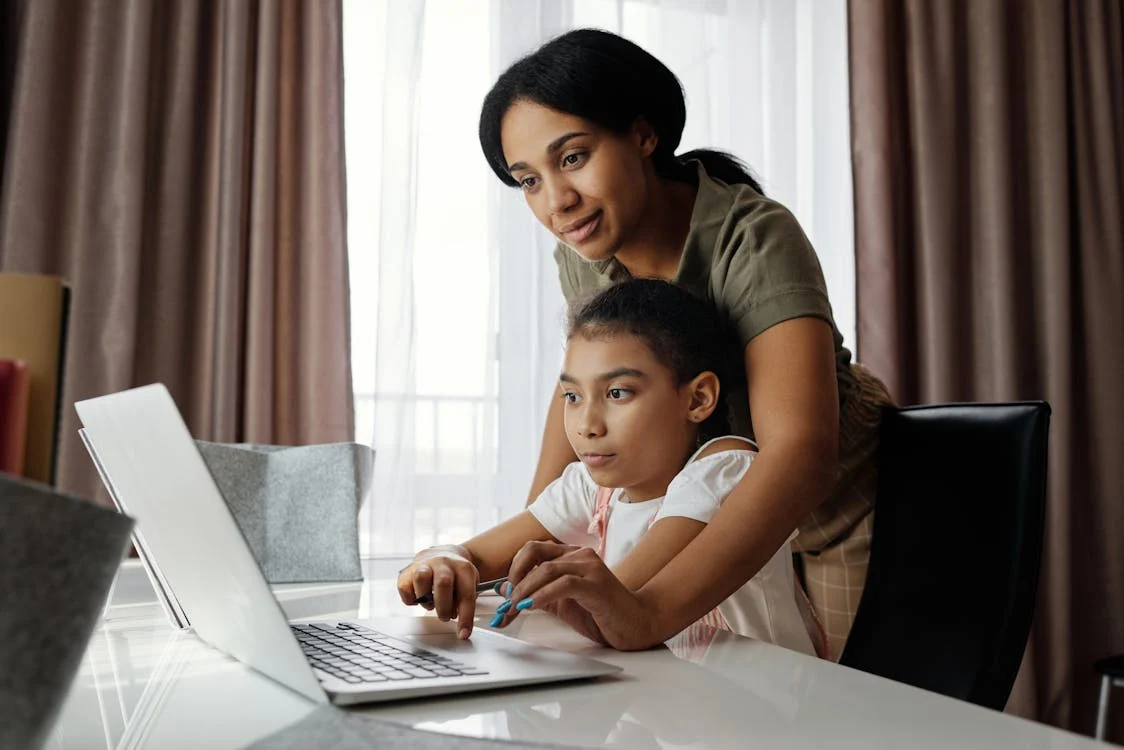 ONLINE LEARNING