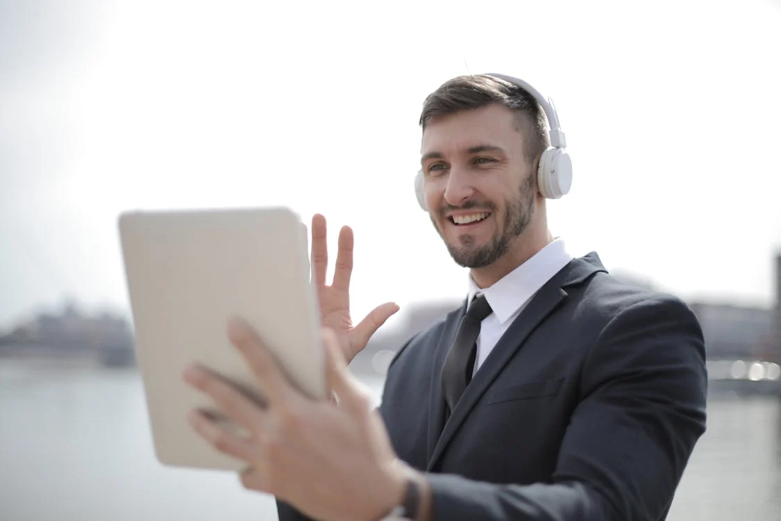 Remote customer success specialists