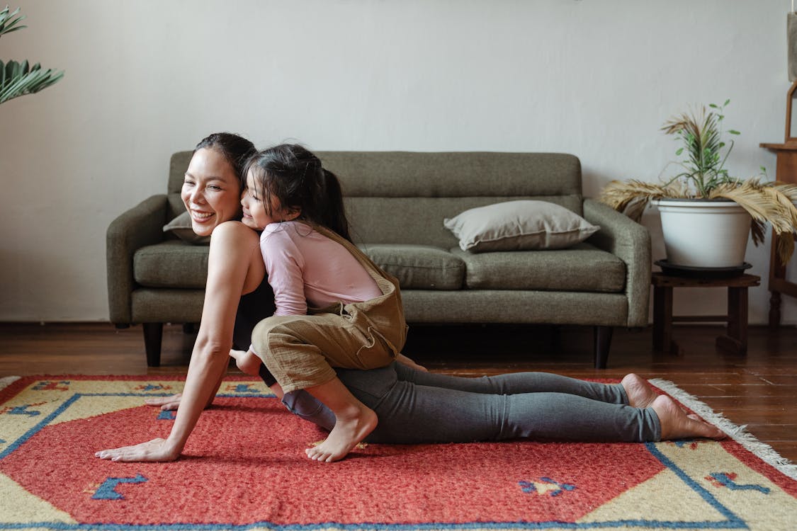 Side Hustles for Stay-at-Home Moms in 2025